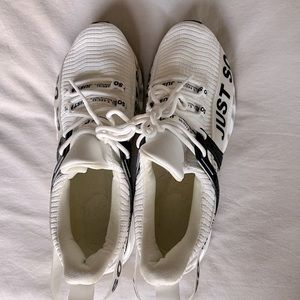 Womens Athletic Shoes. Barely worn.